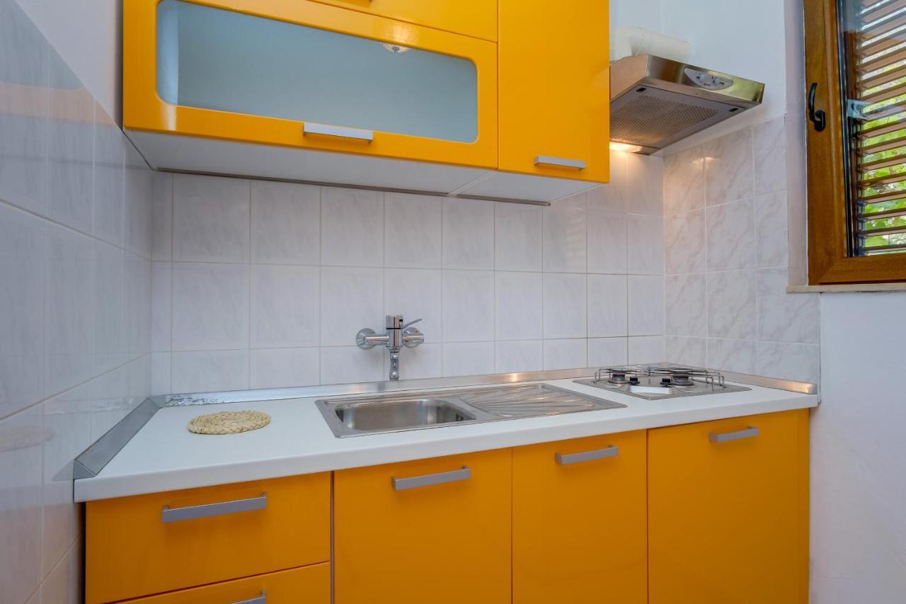 Apartments Villa Julija Mali Lošinj Zewnętrze zdjęcie