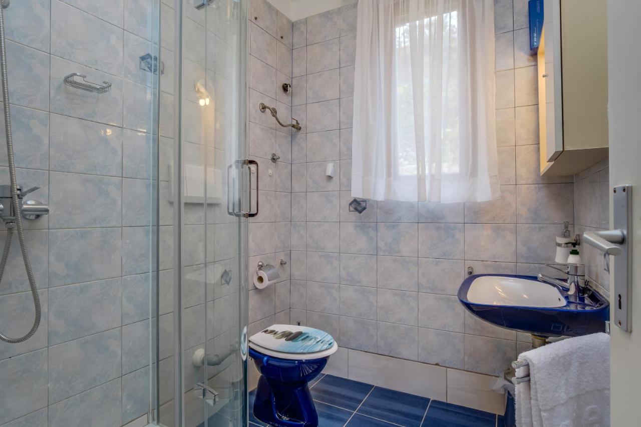 Apartments Villa Julija Mali Lošinj Zewnętrze zdjęcie