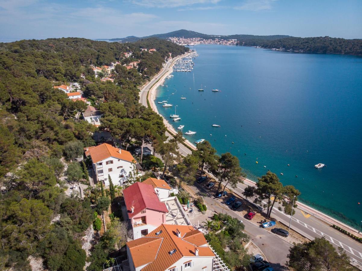 Apartments Villa Julija Mali Lošinj Zewnętrze zdjęcie