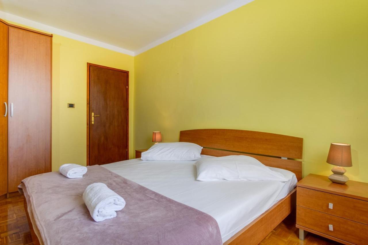 Apartments Villa Julija Mali Lošinj Zewnętrze zdjęcie