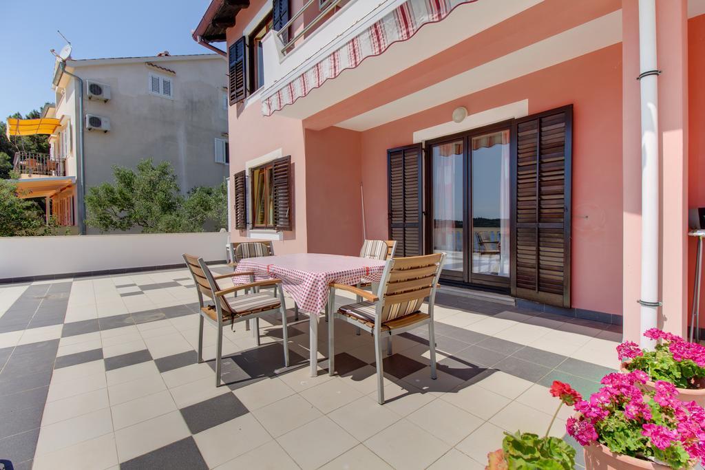 Apartments Villa Julija Mali Lošinj Pokój zdjęcie