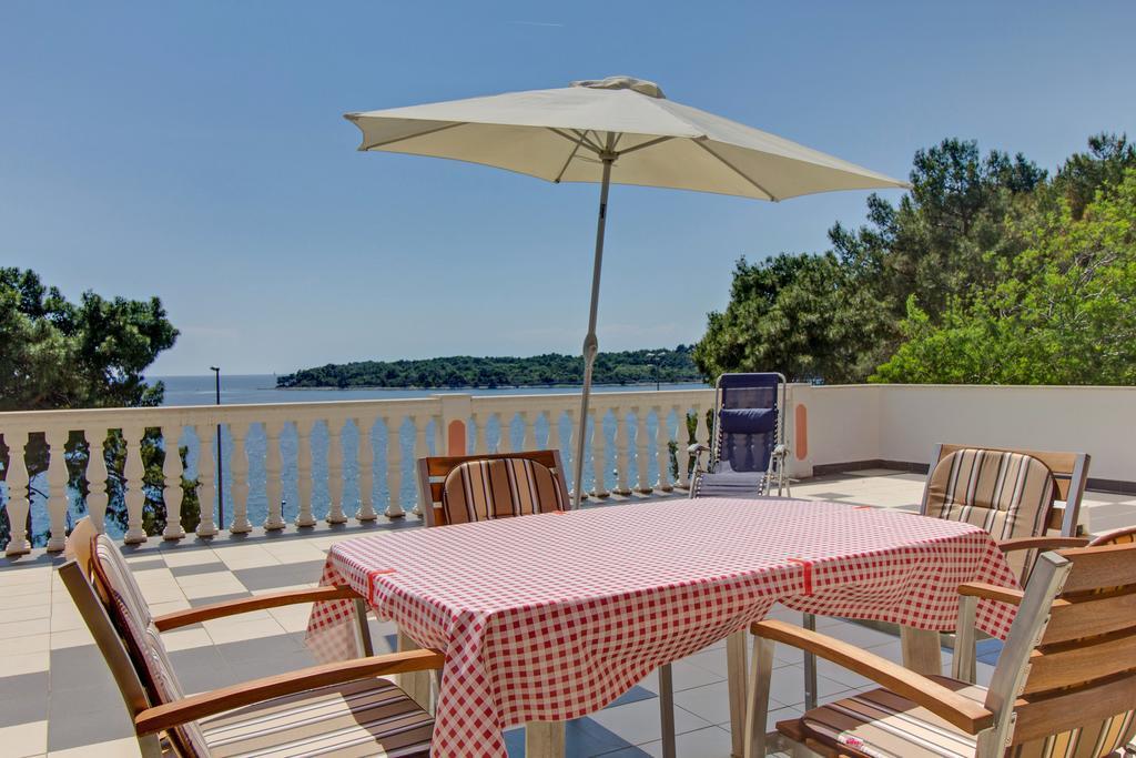 Apartments Villa Julija Mali Lošinj Pokój zdjęcie