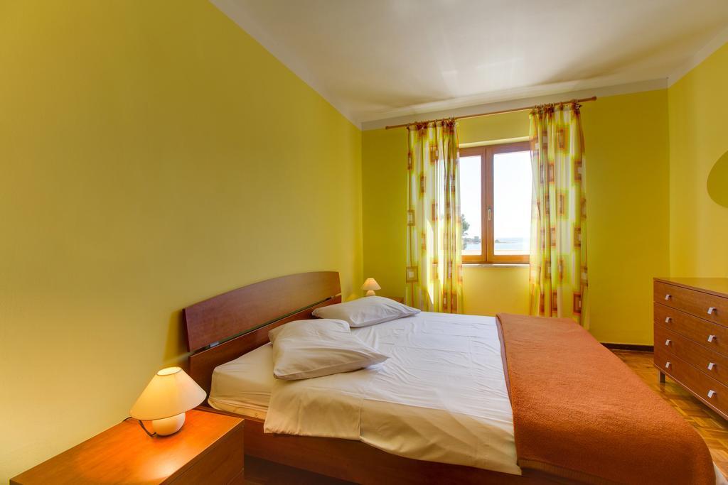 Apartments Villa Julija Mali Lošinj Pokój zdjęcie