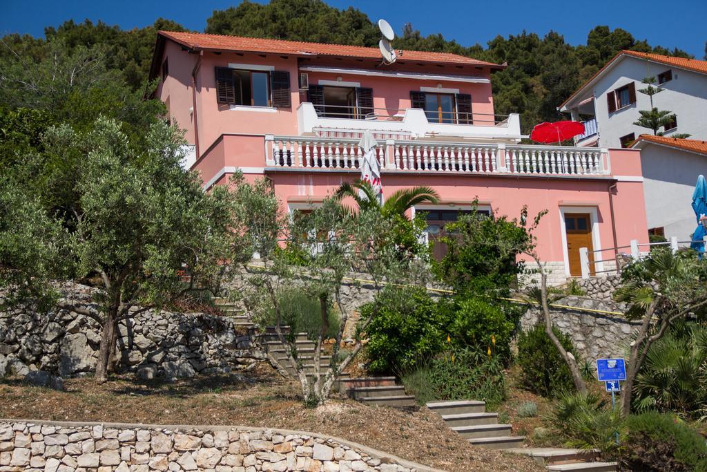 Apartments Villa Julija Mali Lošinj Zewnętrze zdjęcie