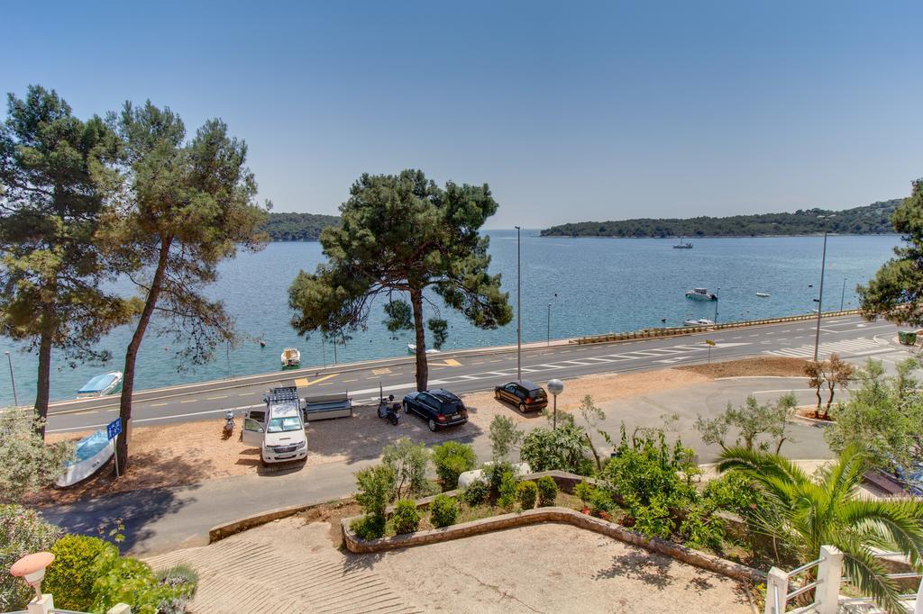 Apartments Villa Julija Mali Lošinj Zewnętrze zdjęcie