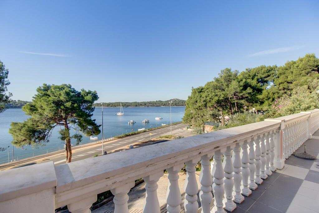 Apartments Villa Julija Mali Lošinj Pokój zdjęcie