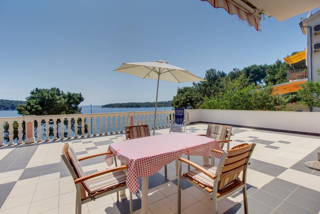 Apartments Villa Julija Mali Lošinj Pokój zdjęcie