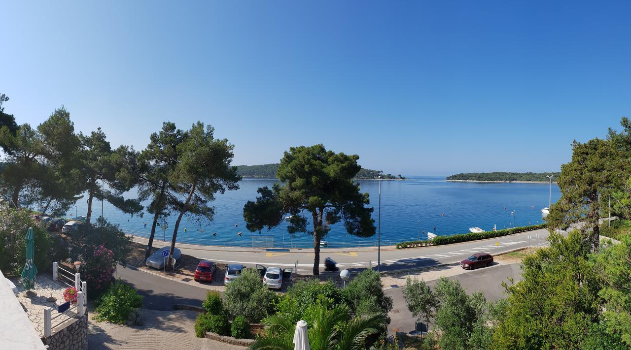 Apartments Villa Julija Mali Lošinj Zewnętrze zdjęcie