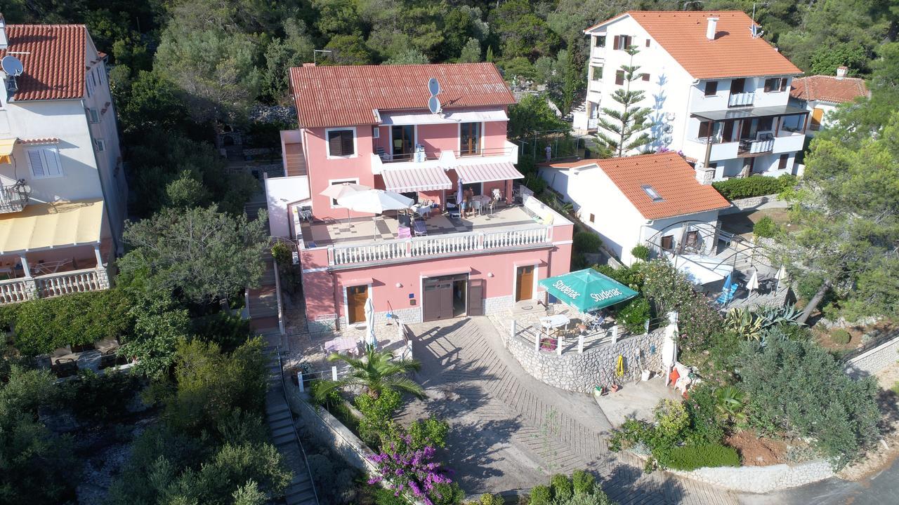 Apartments Villa Julija Mali Lošinj Zewnętrze zdjęcie